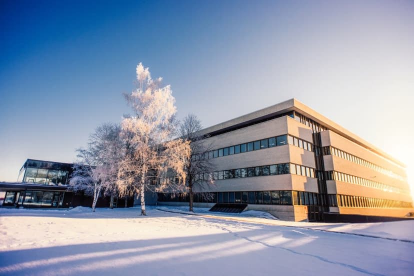 Illustration pour UQAC, Master 2 - Maîtrise en informatique, 2018